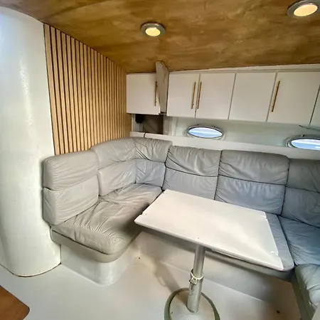 Boat Paradise - Experience A Bord *